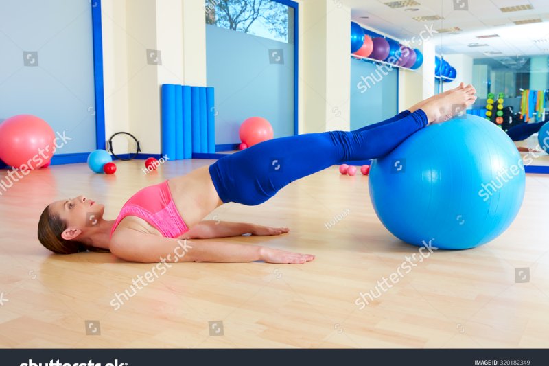 PILATES & Fitball
